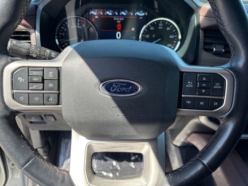 Used 2023 Ford Expedition Limited RWD image 31