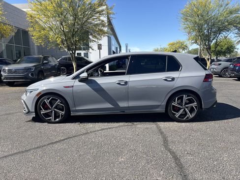 Used 2024 Volkswagen GTI SE w/ MDO Package image 2