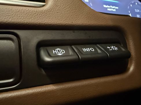 Used 2024 Chevrolet Tahoe High Country RWD image 41