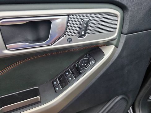 Used 2022 Ford Explorer Timberline w/ Timberline Technology Package AWD/4WD image 14