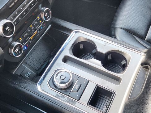 Certified 2021 Ford Expedition XLT RWD image 28