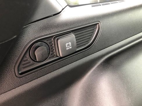 New 2025 Jeep Grand Cherokee Altitude image 42