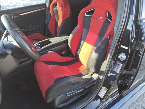 Used 2018 Honda Civic Type R image 26