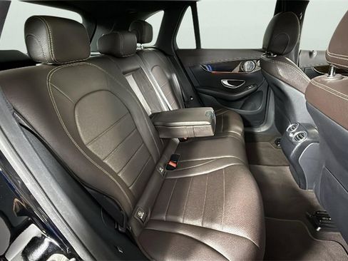 Used 2017 Mercedes-Benz GLC 300 4MATIC image 28