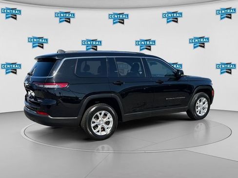 Used 2023 Jeep Grand Cherokee L Limited AWD/4WD image 6