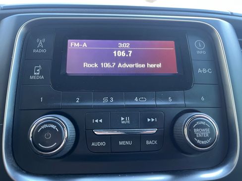 Used 2016 RAM 3500 Tradesman image 20