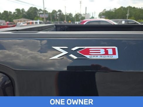 Used 2021 GMC Sierra 1500 Elevation AWD/4WD image 3