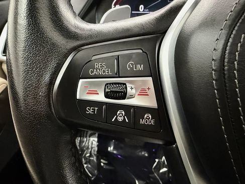 Used 2022 BMW X5 xDrive40i AWD/4WD image 12