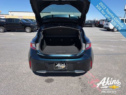 Used 2022 Toyota Corolla XSE image 8