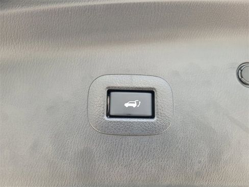 Used 2023 INFINITI QX80 Premium Select w/ Cargo Package image 12