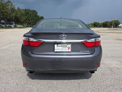 Used 2013 Lexus ES 350 w/ Luxury Pkg FWD image 4