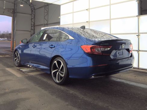 Used 2022 Honda Accord Sport image 9