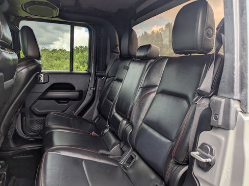 Used 2020 Jeep Gladiator Rubicon AWD/4WD image 24