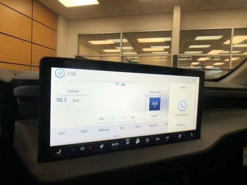 New 2025 Ford Maverick XLT w/ XLT Luxury Package image 15