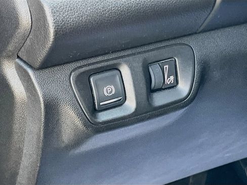 Used 2019 GMC Acadia Denali w/ Technology Package AWD/4WD image 10