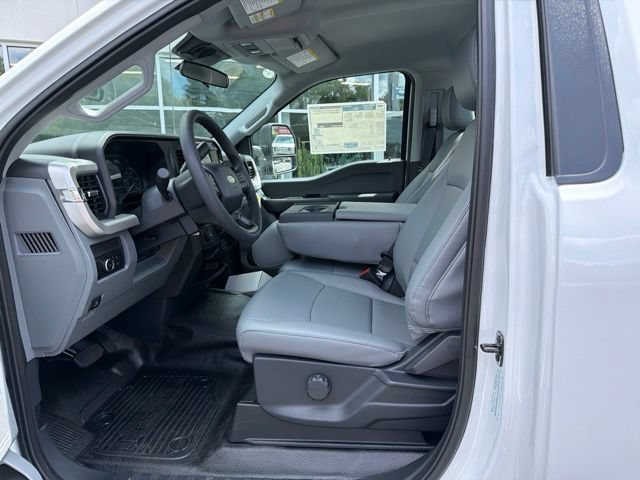 New 2026 Ford F550 4x4 Regular Cab Super Duty image 12
