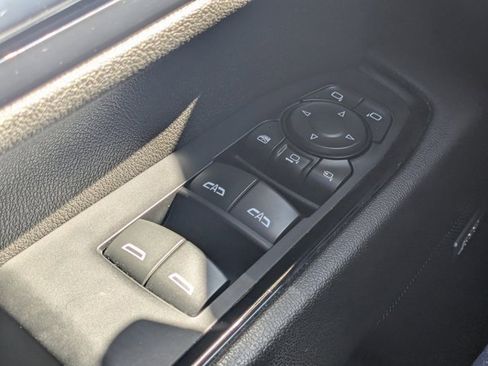 Used 2024 GMC Sierra 2500 AT4 w/ AT4 Premium Plus Package image 28