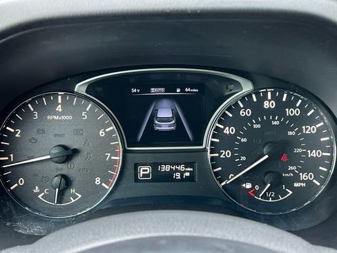 Used 2015 Nissan Pathfinder S AWD/4WD image 17