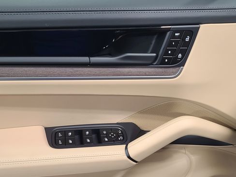 New 2026 Porsche Cayenne image 14