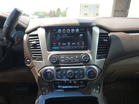 Used 2016 Chevrolet Tahoe LTZ AWD/4WD image 23