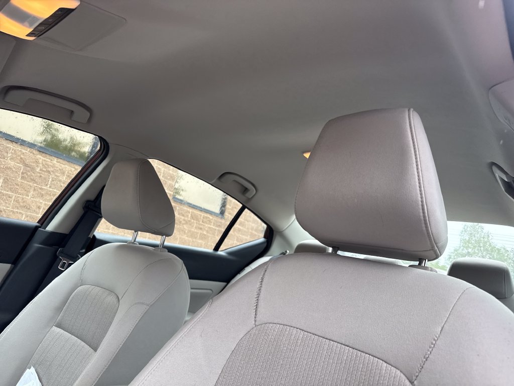Used 2025 Nissan Altima 2.5 SV FWD image 12