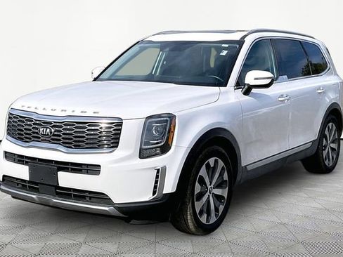 Used 2020 Kia Telluride S image 3