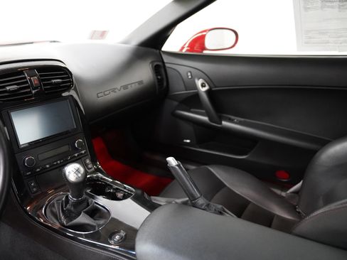 Used 2008 Chevrolet Corvette Z06 w/ Preferred Equipment Group image 5