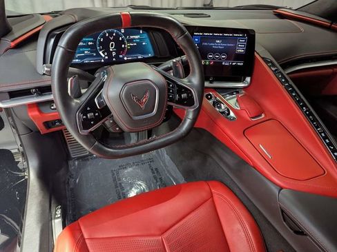 Used 2021 Chevrolet Corvette Stingray Premium Cpe w/ Z51 Performance Package RWD image 6