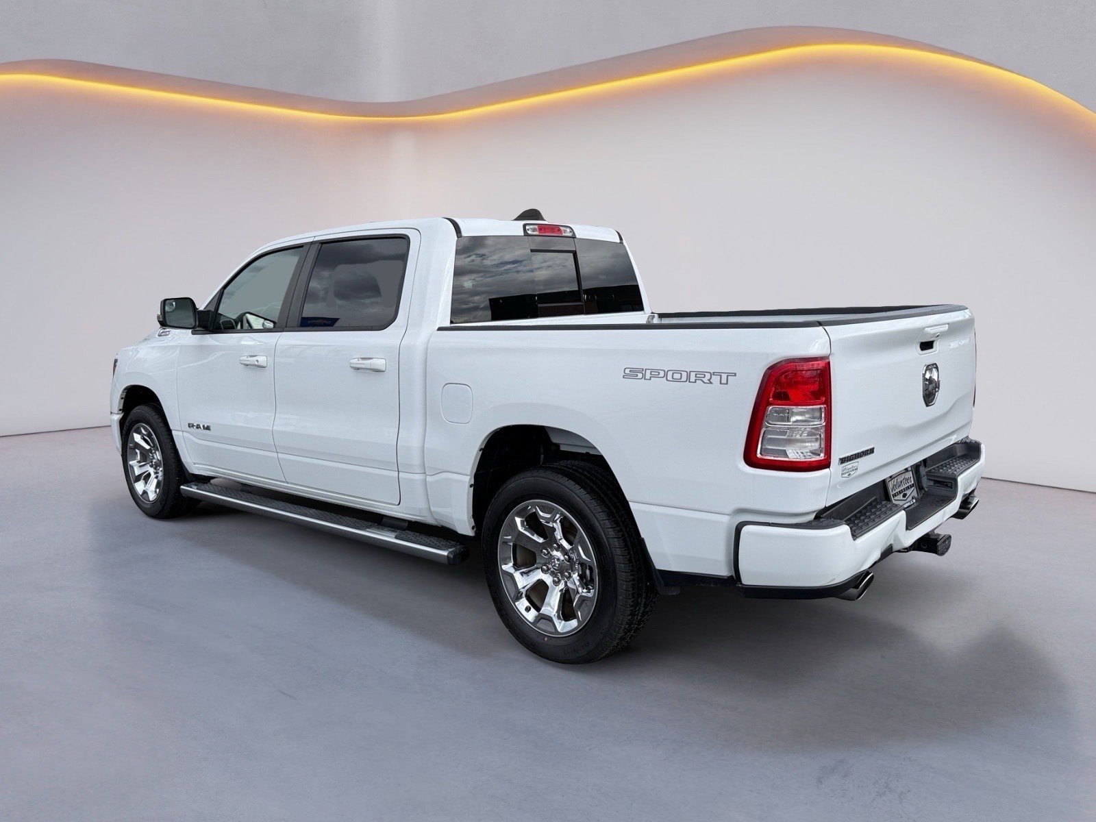 Used 2022 RAM 1500 Big Horn RWD image 5