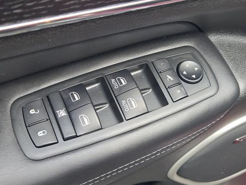 Certified 2020 Jeep Grand Cherokee Summit AWD/4WD image 25
