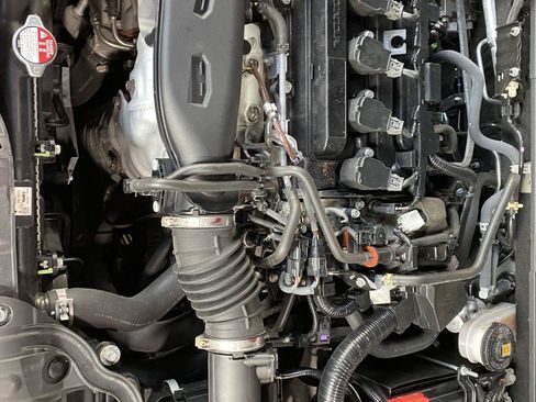 Certified 2023 Honda Civic Sport Touring image 11