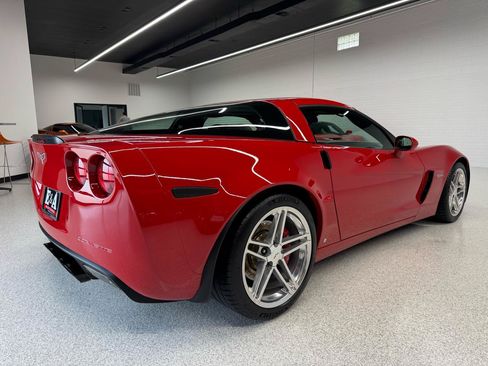 Used 2007 Chevrolet Corvette Z06 w/ Preferred Equipment Group RWD image 14