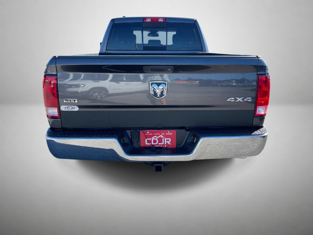 Used 2016 RAM 1500 Classic SLT AWD/4WD image 4