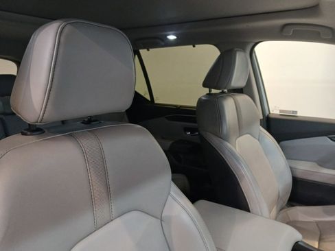 Used 2023 Honda Pilot Touring image 21