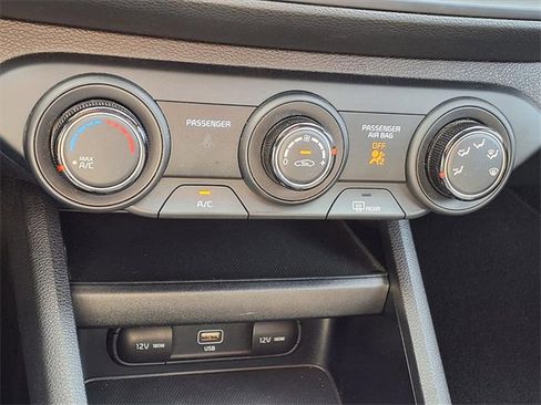 Used 2022 Kia Forte LXS image 18