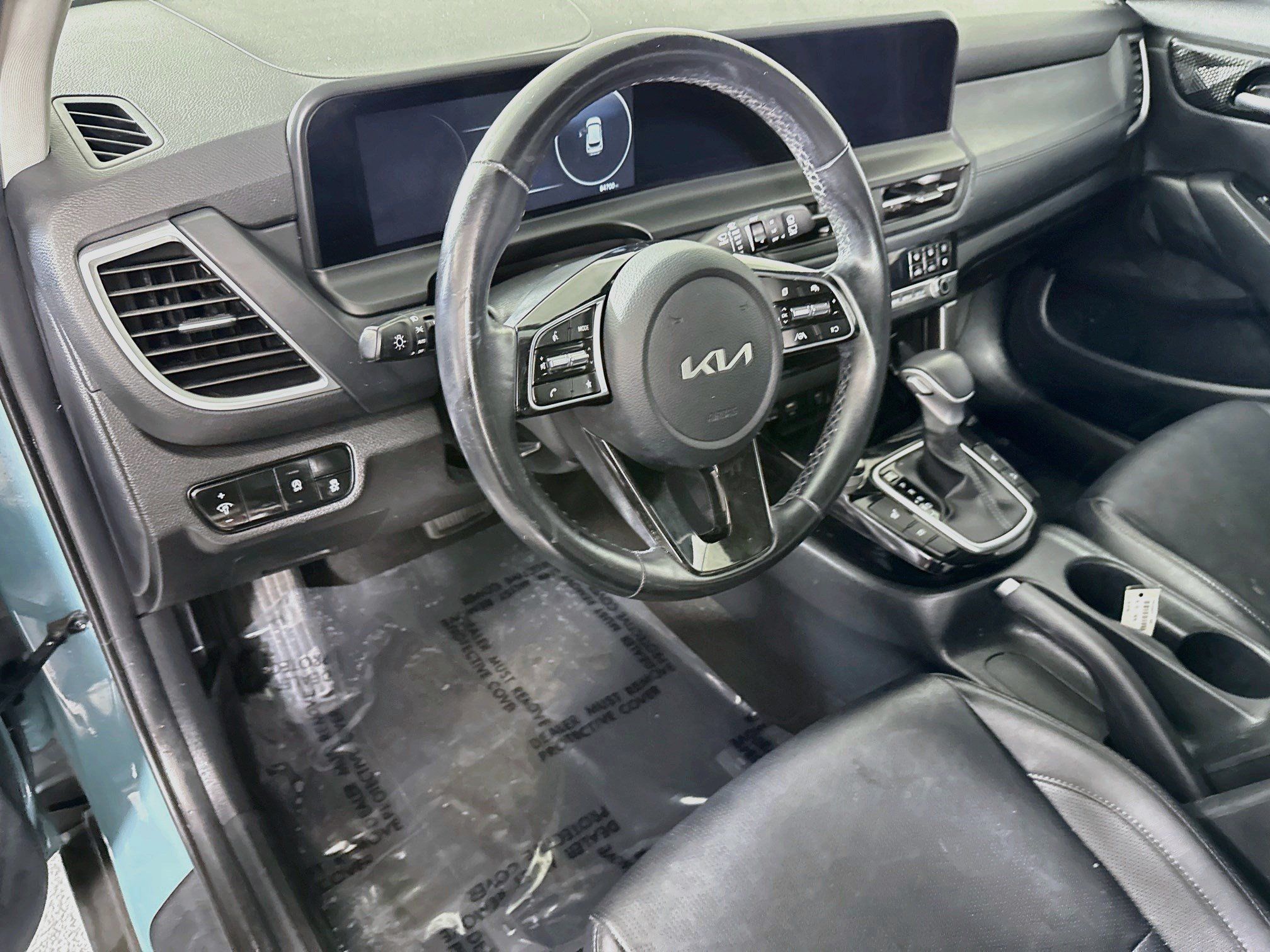 Used 2024 Kia Seltos EX FWD image 23