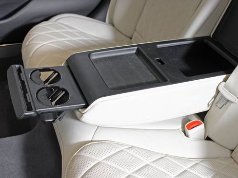 Certified 2023 Mercedes-Benz S 500 4MATIC image 29