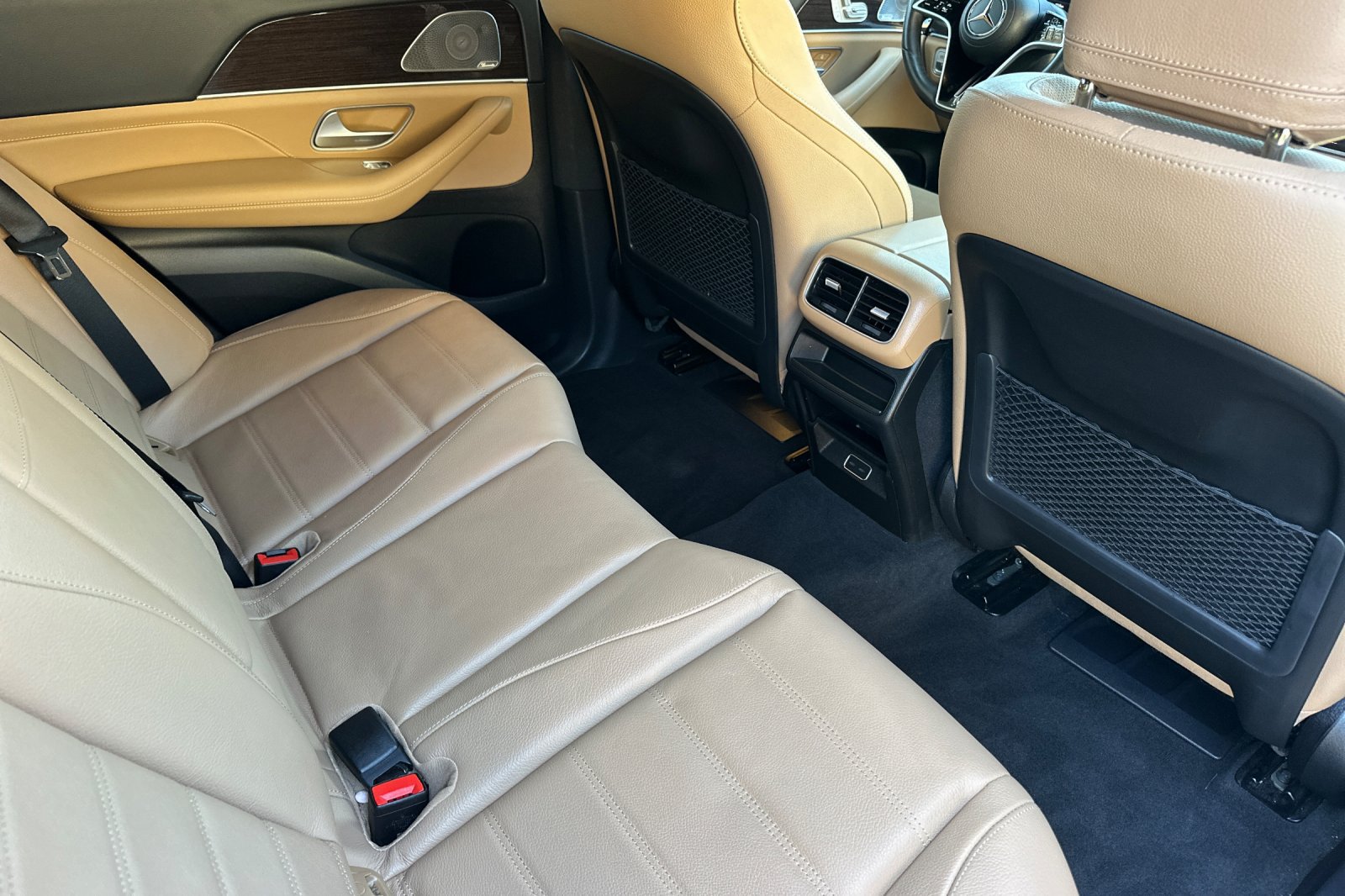 Used 2025 Mercedes-Benz GLE 450e 4MATIC image 17
