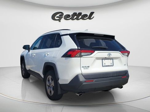 Certified 2025 Toyota RAV4 XLE w/ Convenience Package FWD image 4