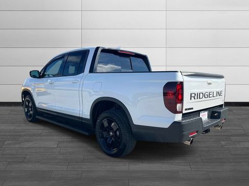 Used 2025 Honda Ridgeline Black Edition image 5