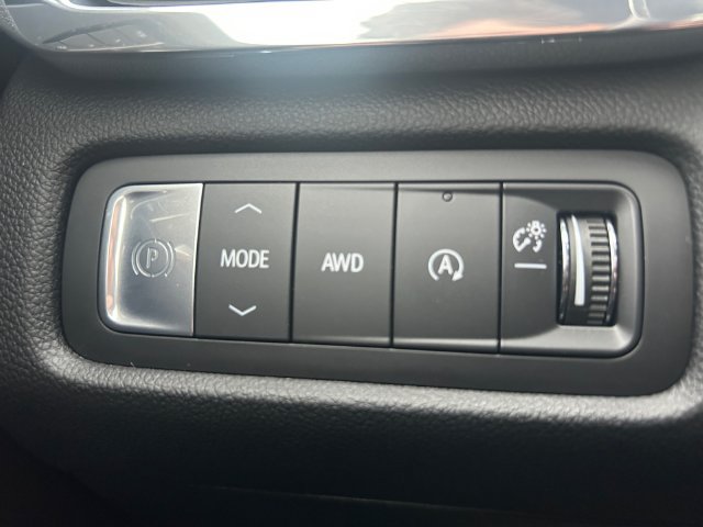 Used 2026 GMC Acadia Denali w/ Super Cruise Package AWD/4WD image 30