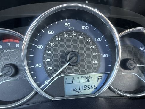 Used 2015 Toyota Corolla LE FWD image 15