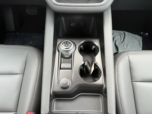 New 2026 Ford Explorer Active w/ Active Comfort Package image 30