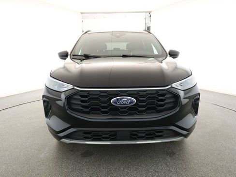 Used 2023 Ford Escape ST-Line w/ Tech Pack #1 image 2