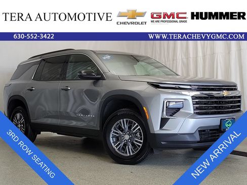 Certified 2026 Chevrolet Traverse LT AWD/4WD image 1