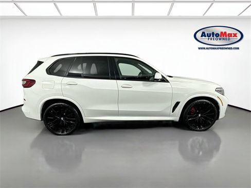 Used 2022 BMW X5 xDrive40i w/ Premium Essential Package image 10