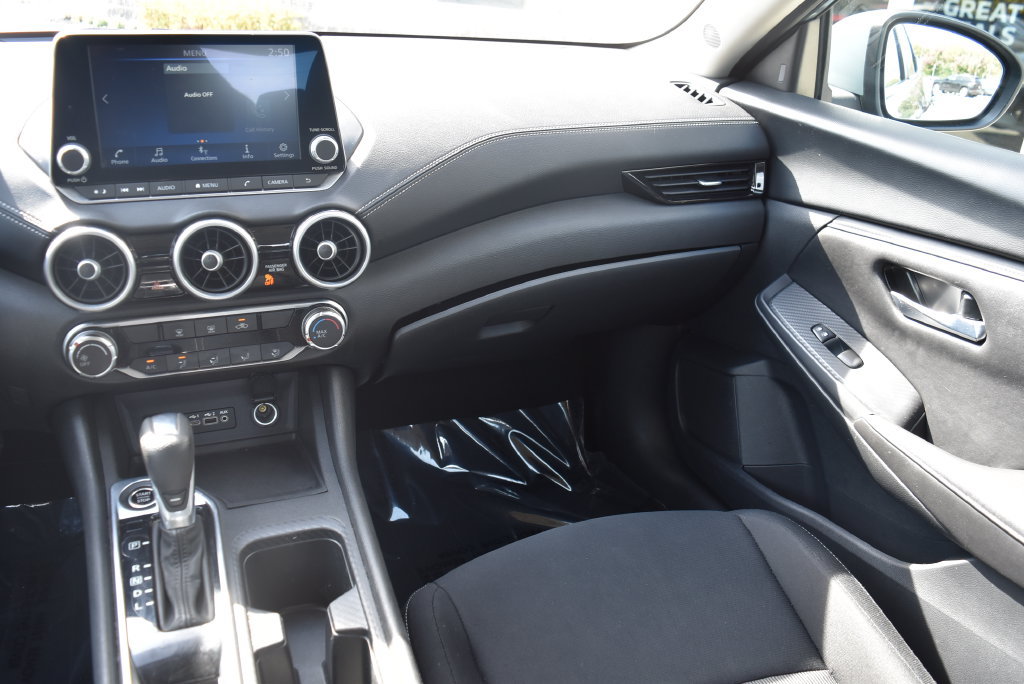 Used 2024 Nissan Sentra SV FWD image 12