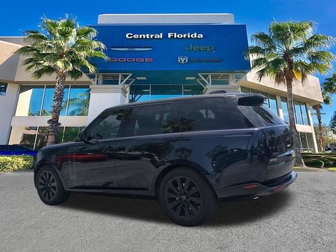 Used 2023 Land Rover Range Rover SE AWD/4WD image 7
