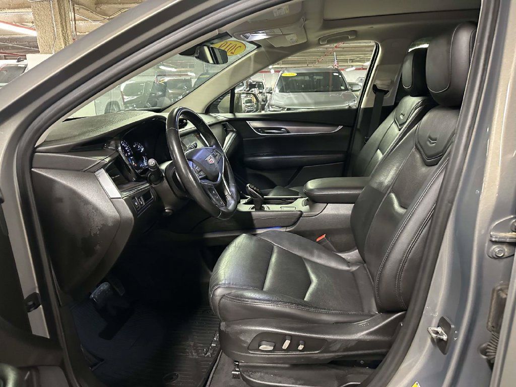 Used 2019 Cadillac XT5 Luxury FWD image 14
