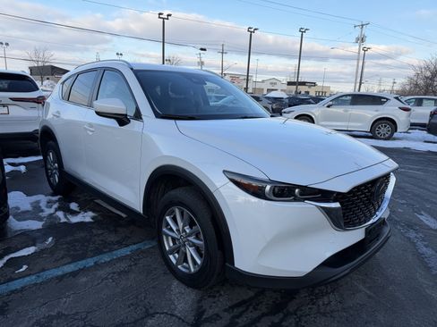 Used 2023 MAZDA CX-5 AWD 2.5 S w/ Select Package image 2